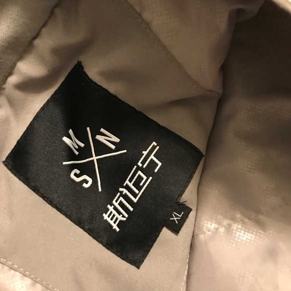 MSN x Snow pants Size XL. White and black. Warm. Good condition with some marks. - Picture 3 of 12